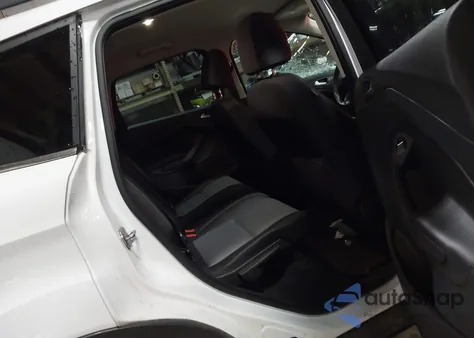 2017 Ford Escape Se z USA, uszkodzony, nr VIN 1FMCU9GD9HUE57923